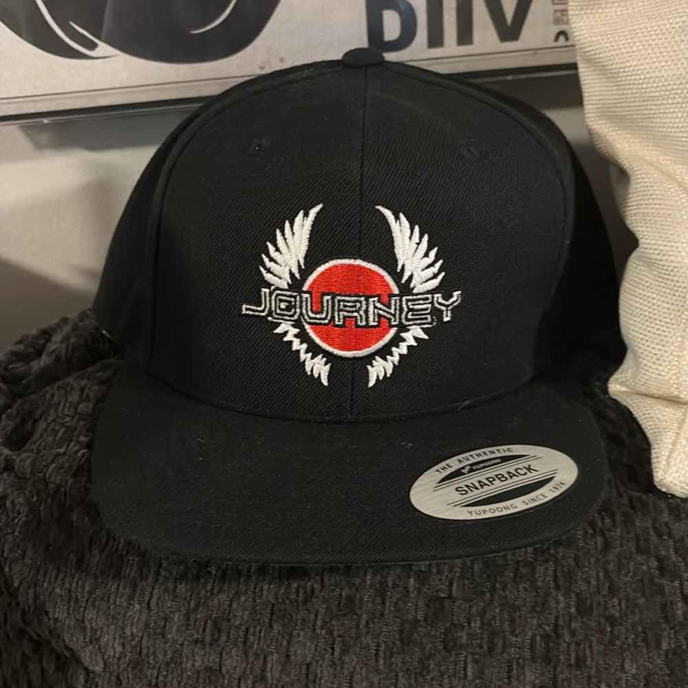 Journey Band 2024 Tour VIP hat
New with sticker
